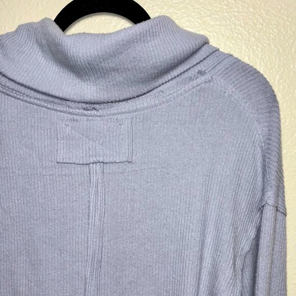 We the Free Hold Me Close Pullover sweater Women's Medium Sky Blue Purple - Picture 14 of 16